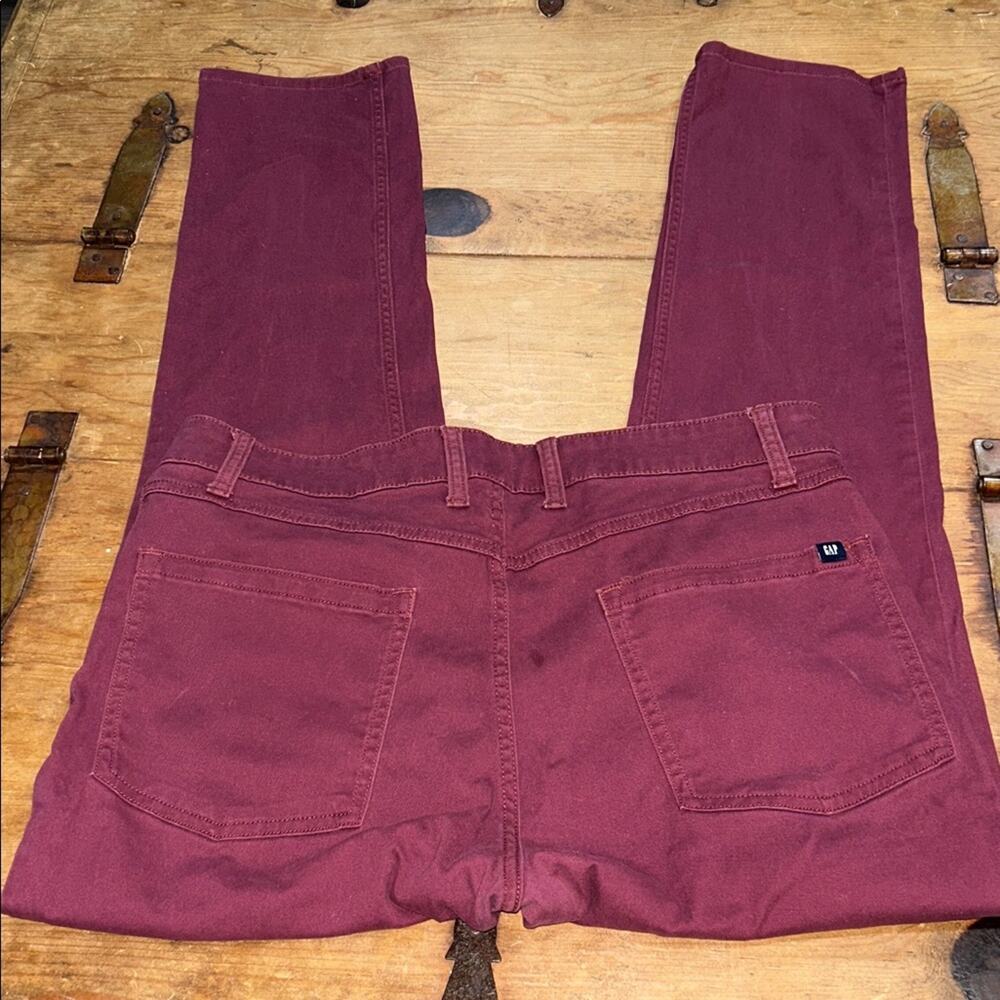 GAP Men’s Straight Leg Pants 34x32 Burgundy Maroon Casual Chino Classic Fit - Picture 3 of 9
